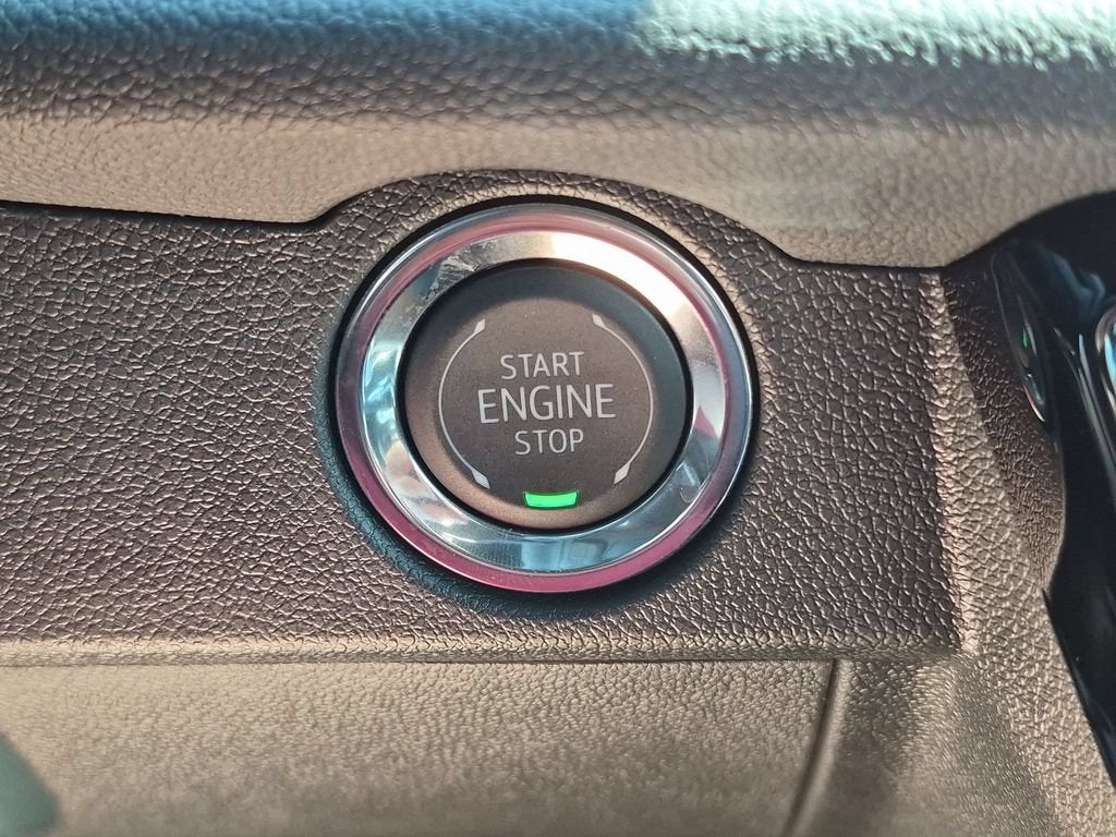 2027 Chevrolet Traverse LT - Photo 28