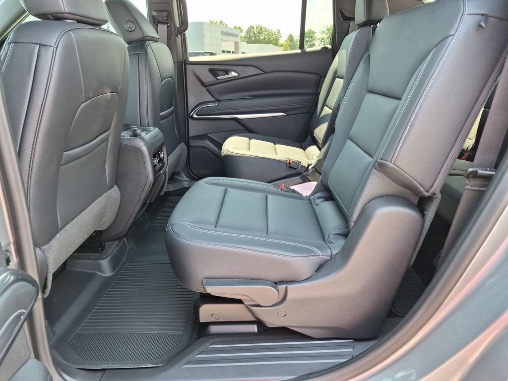 2027 Chevrolet Traverse LT - Photo 30