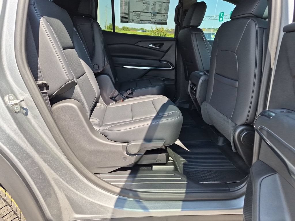 2027 Chevrolet Traverse LT - Photo 34
