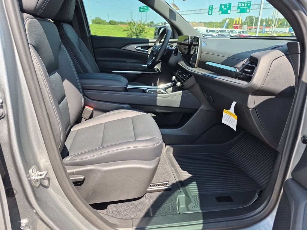 2027 Chevrolet Traverse LT - Photo 36