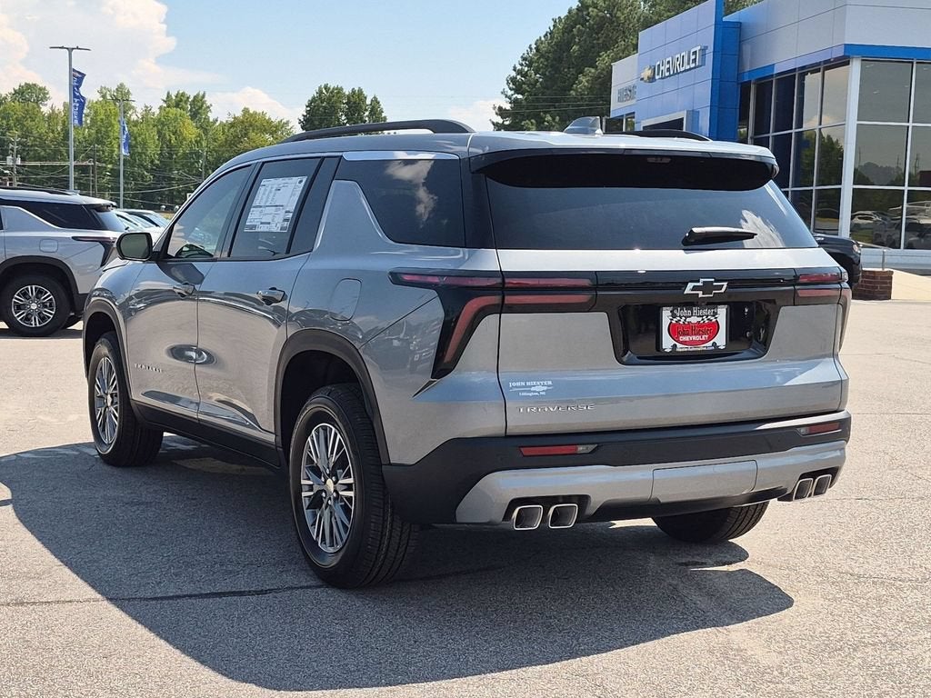 2027 Chevrolet Traverse LT - Photo 6