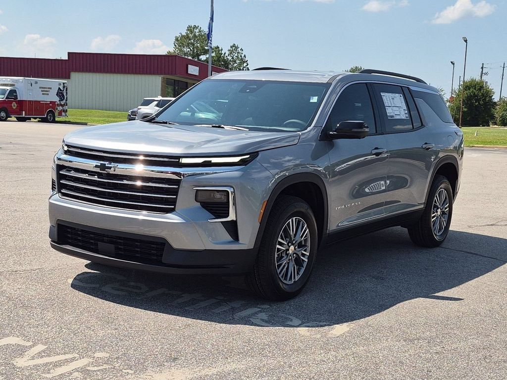 2027 Chevrolet Traverse LT - Photo 8