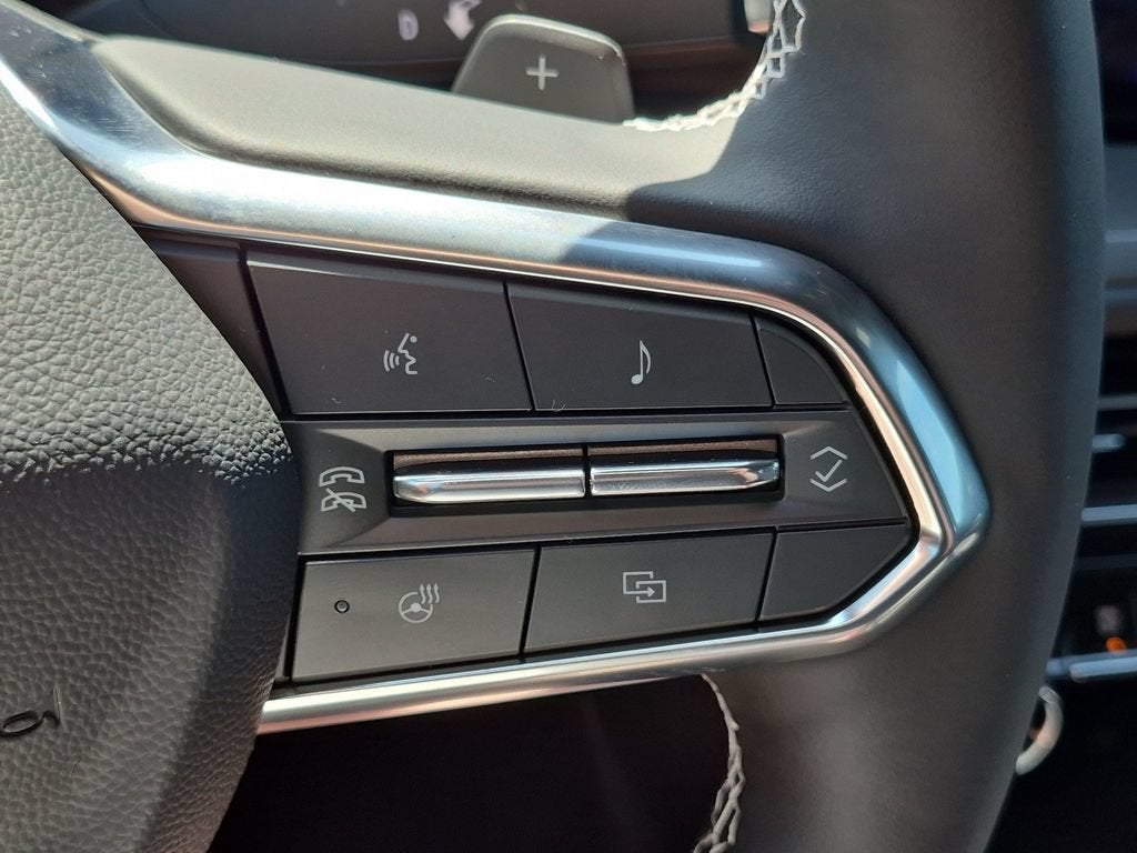 2027 Chevrolet Traverse LT - Photo 18
