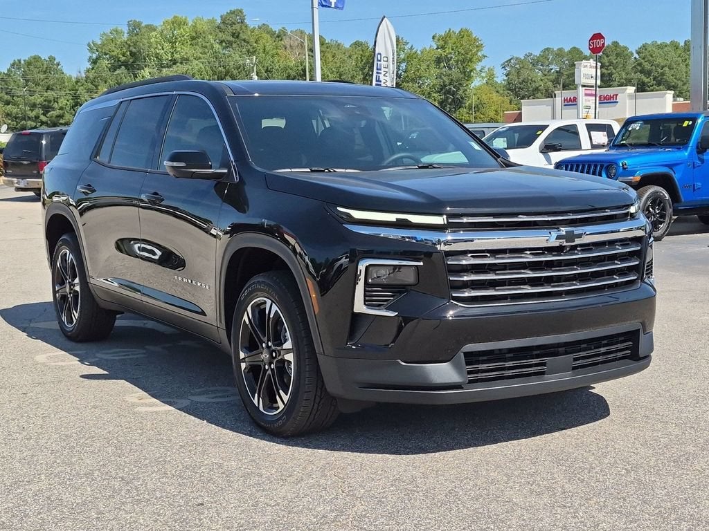2027 Chevrolet Traverse LT - Photo 2