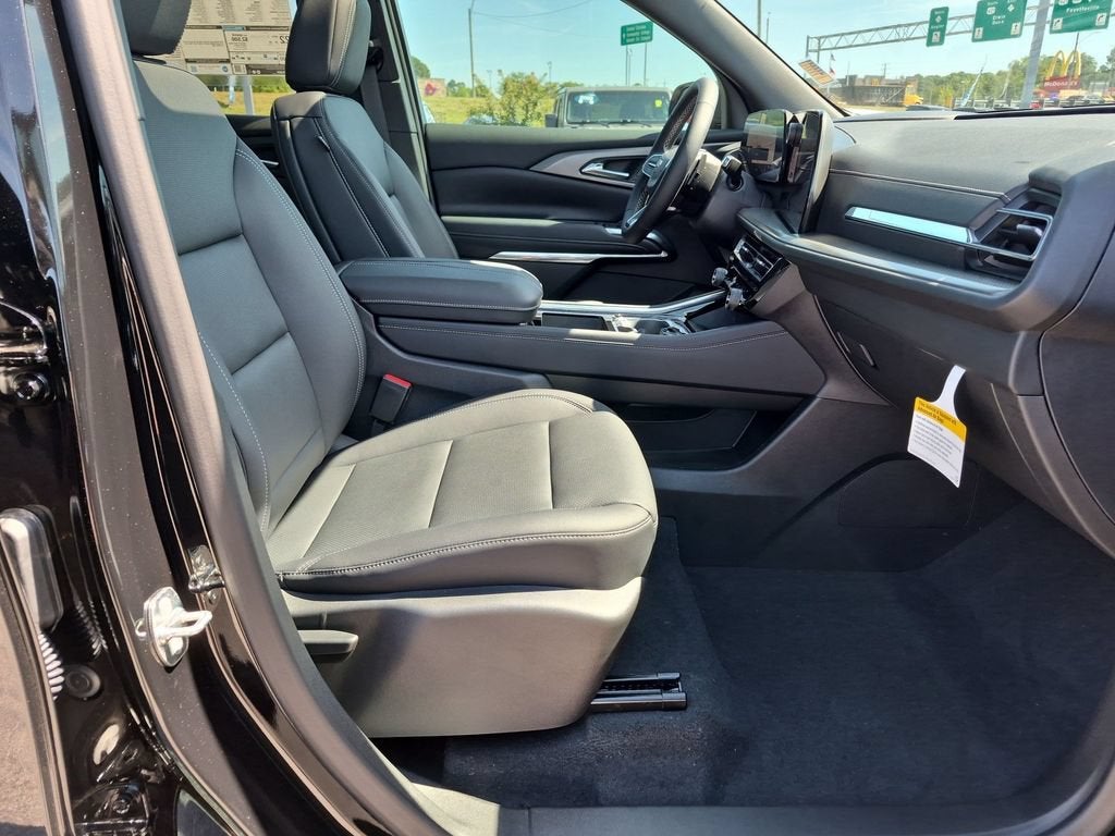 2027 Chevrolet Traverse LT - Photo 36
