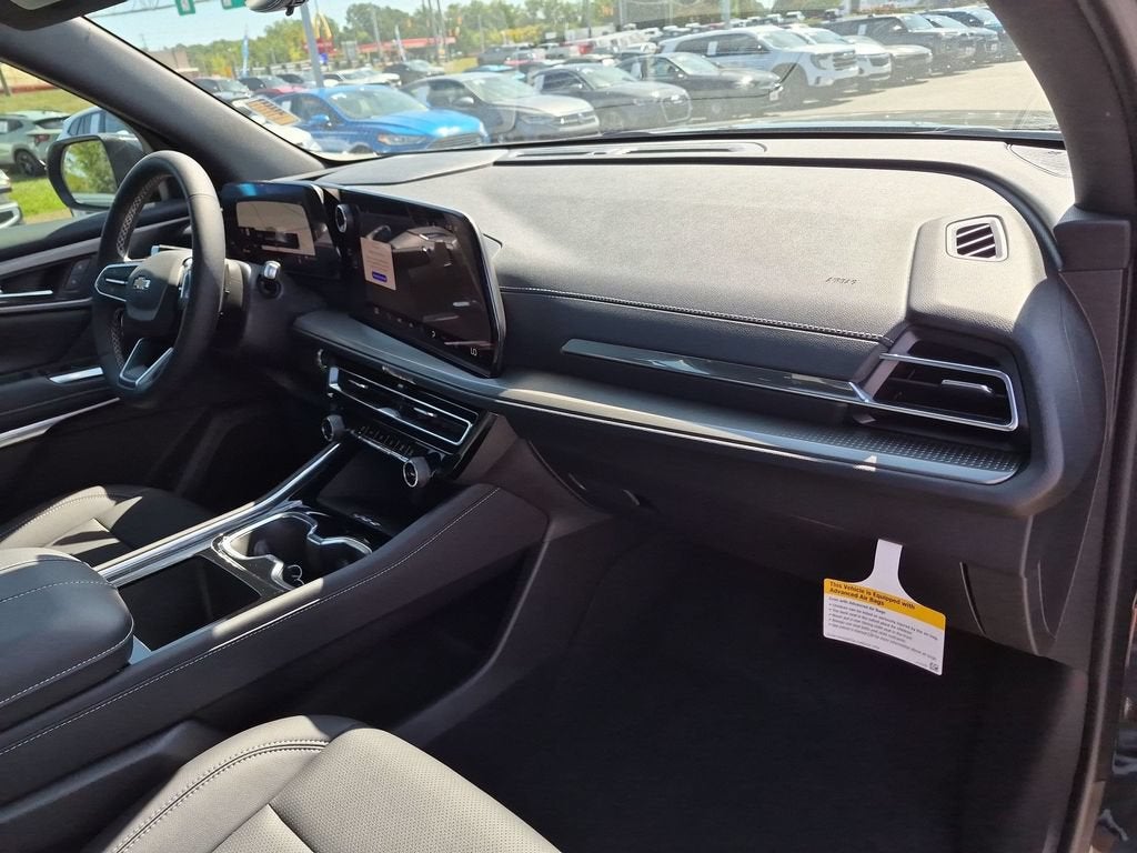 2027 Chevrolet Traverse LT - Photo 37