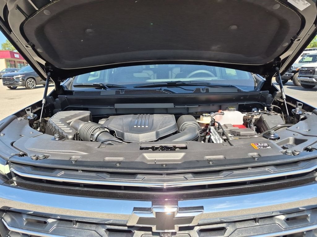 2027 Chevrolet Traverse LT - Photo 38