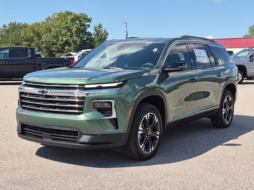 2027 Chevrolet Traverse LT