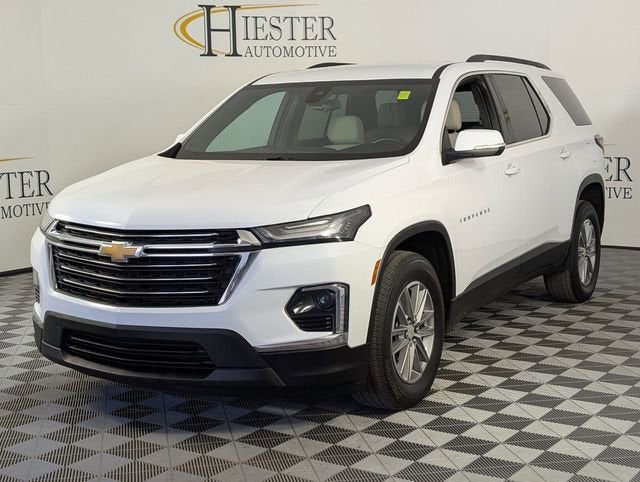 2022 Chevrolet Traverse LT Cloth