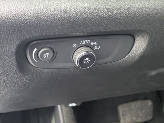 2023 Chevrolet Traverse 1LT - Photo 13