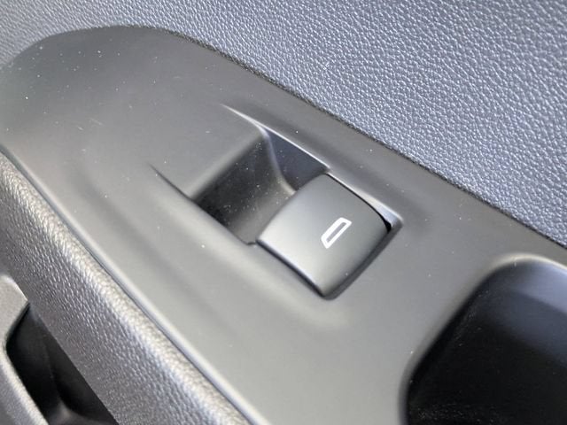 2023 Chevrolet Traverse 1LT - Photo 31