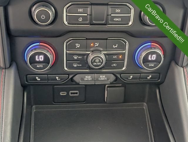 2022 Chevrolet Suburban RST - Photo 24