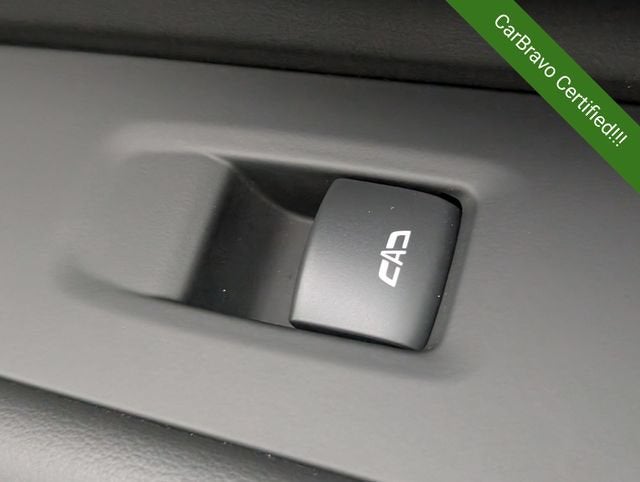 2022 Chevrolet Suburban RST - Photo 38