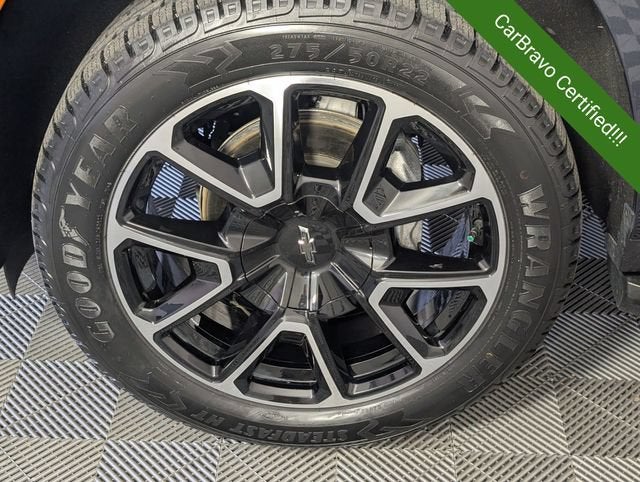 2022 Chevrolet Suburban RST - Photo 9