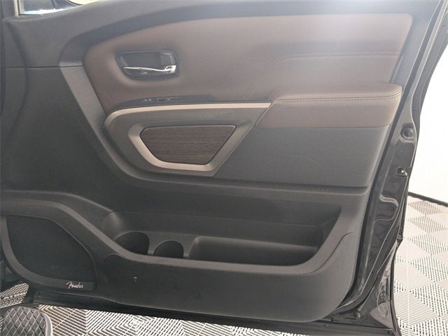 2023 Nissan Titan Platinum Reserve