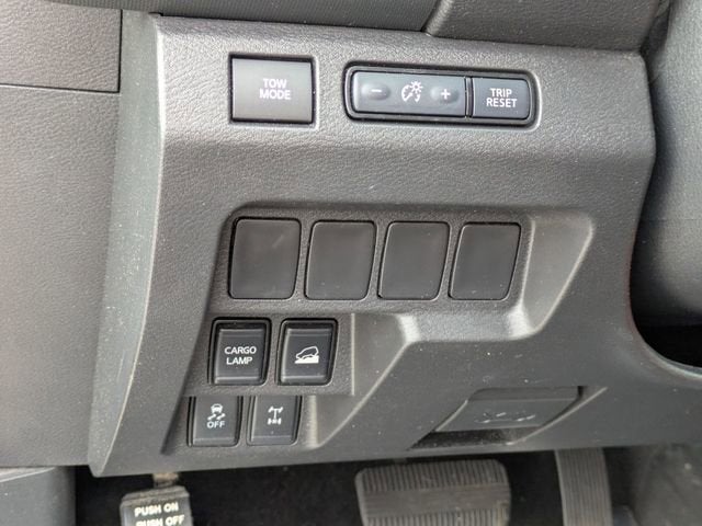 2024 Nissan Frontier Crew Cab PRO-4X 4x4