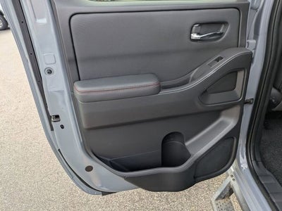 2024 Nissan Frontier Crew Cab PRO-4X 4x4