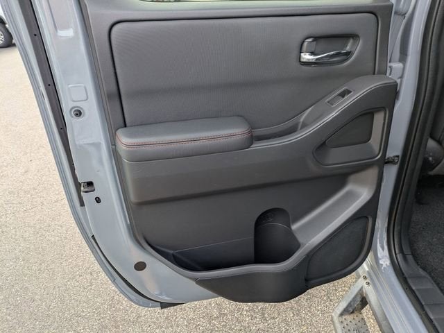 2024 Nissan Frontier Crew Cab PRO-4X 4x4