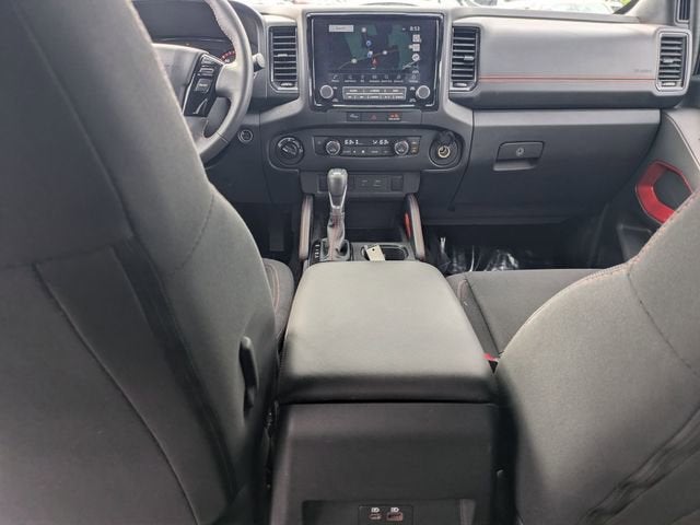 2024 Nissan Frontier Crew Cab PRO-4X 4x4