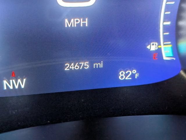 2025 Chrysler Pacifica Select - Photo 18