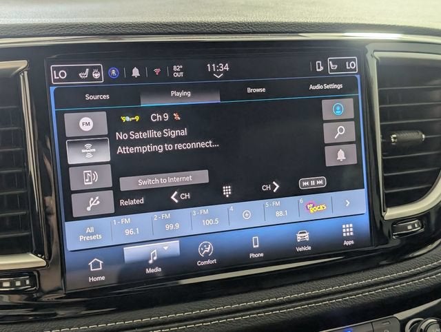 2025 Chrysler Pacifica Select - Photo 19