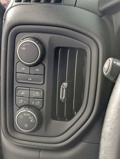 2025 Chevrolet Silverado 2500 HD Custom