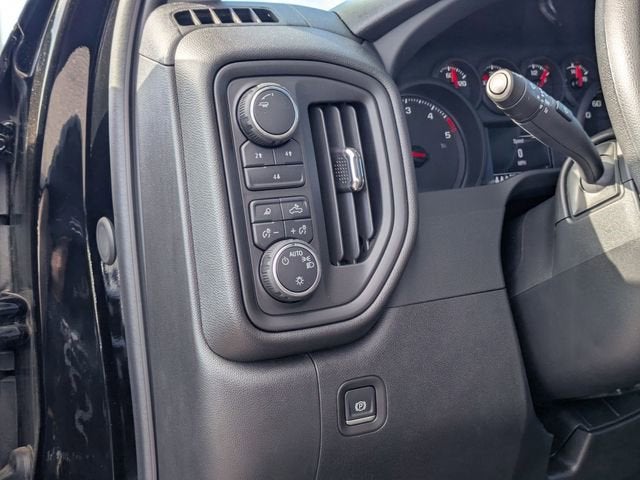 2025 Chevrolet Silverado 2500 HD Custom - Photo 13