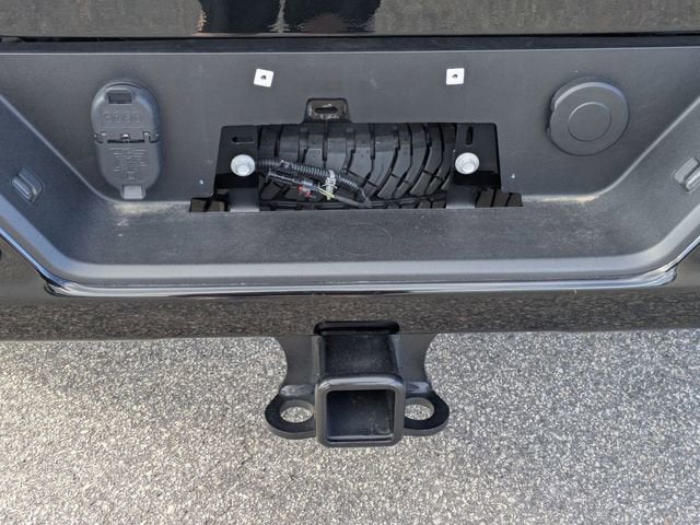 2025 Chevrolet Silverado 2500 HD Custom - Photo 28