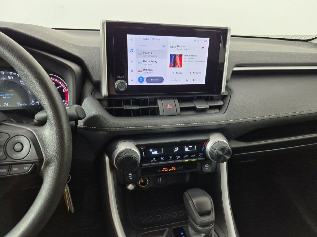 2025 Toyota RAV4 LE - Photo 22