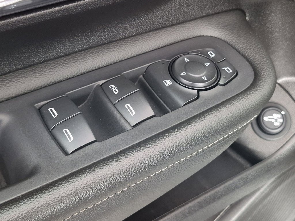 2024 GMC Terrain SLT - Photo 14