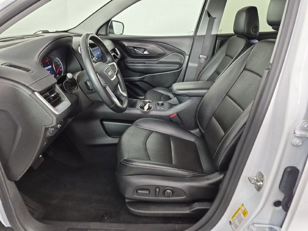 2024 GMC Terrain SLT - Photo 16