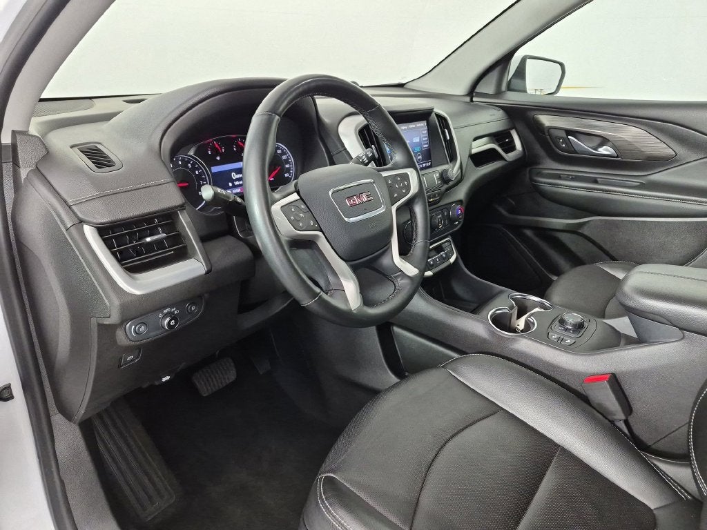 2024 GMC Terrain SLT - Photo 17