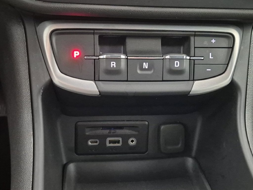 2024 GMC Terrain SLT - Photo 26