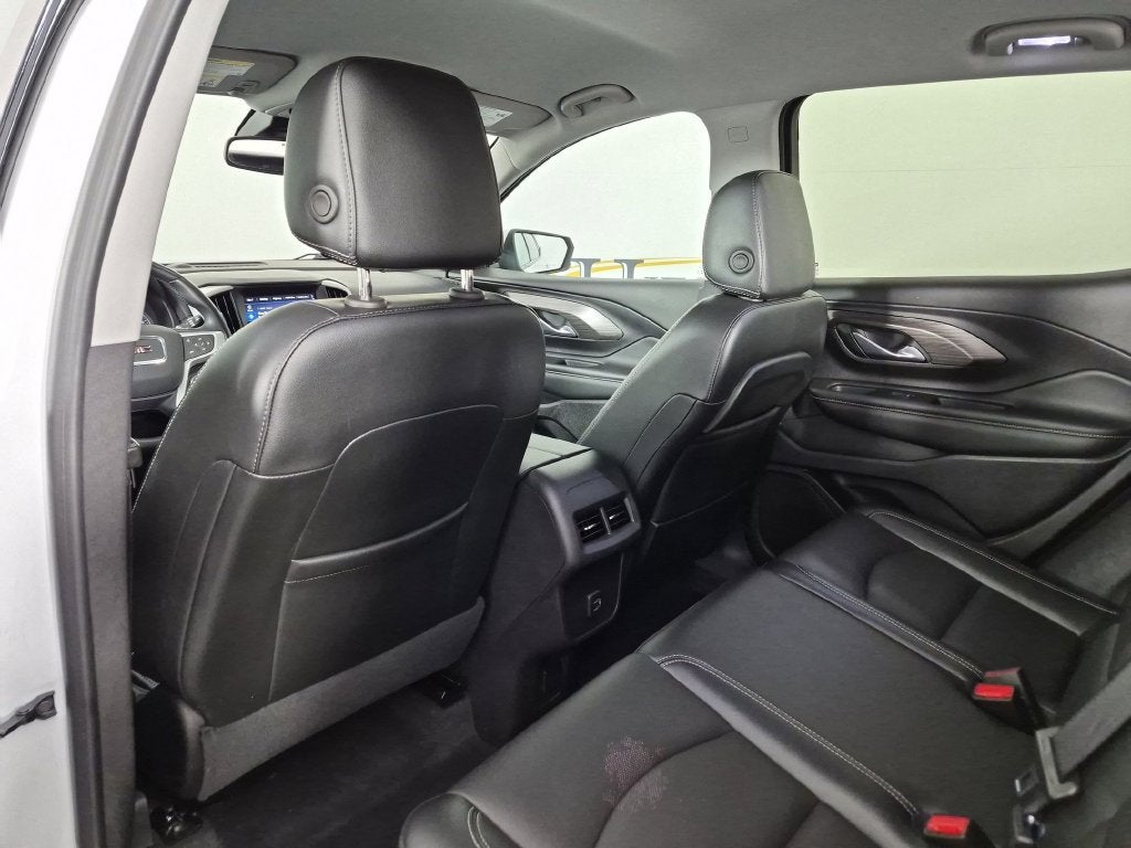 2024 GMC Terrain SLT - Photo 31