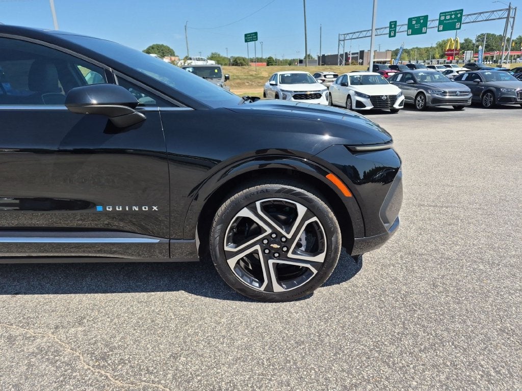 2026 Chevrolet Equinox EV 2LT - Photo 10