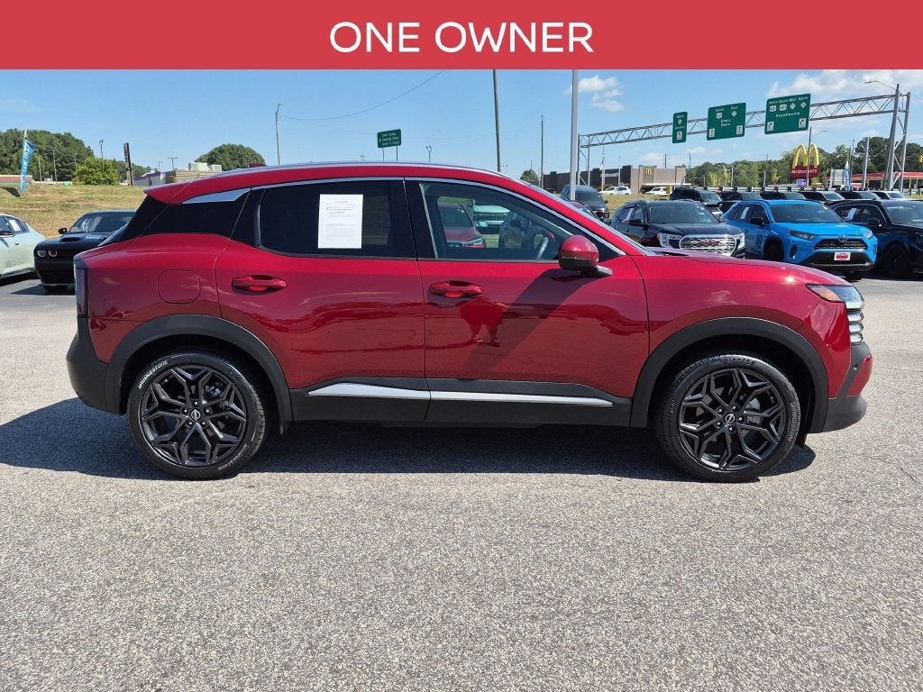 2025 Nissan Kicks SR