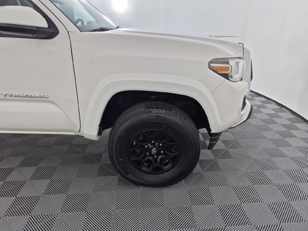 2021 Toyota Tacoma SR5 - Photo 11