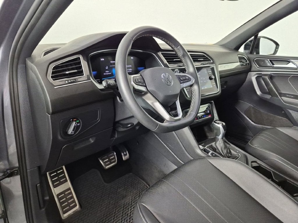 2023 Volkswagen Tiguan 2.0T SE R-Line Black