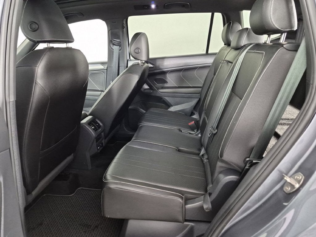 2023 Volkswagen Tiguan SE R-LINE BLACK - Photo 29