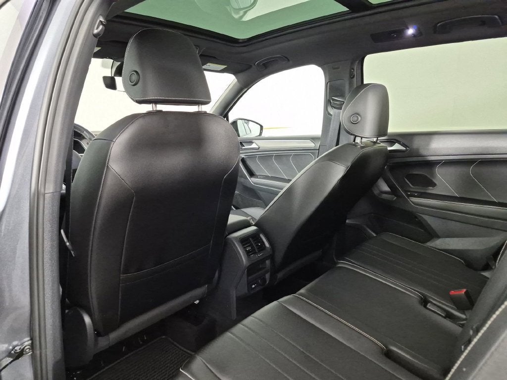 2023 Volkswagen Tiguan SE R-LINE BLACK - Photo 31