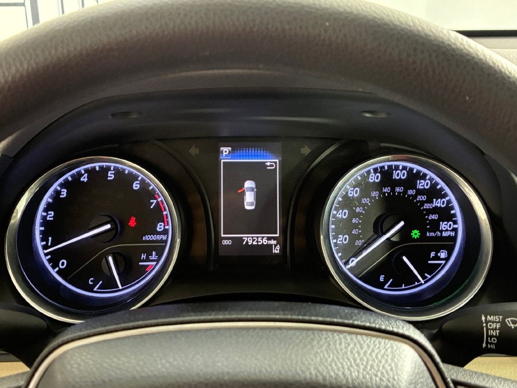 2018 Toyota Camry LE - Photo 20