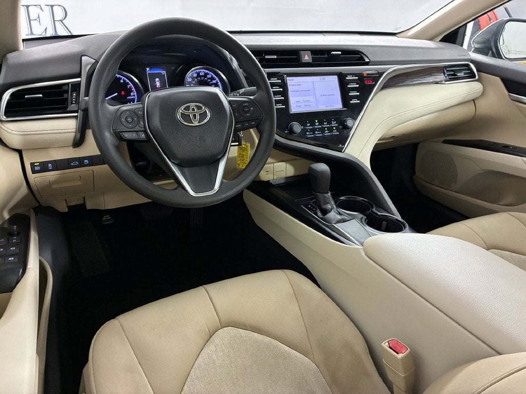 2018 Toyota Camry LE - Photo 27