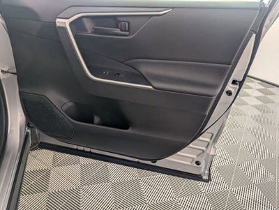 2022 Toyota RAV4 Hybrid LE