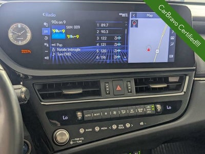 2022 Lexus ES 300h Ultra Luxury