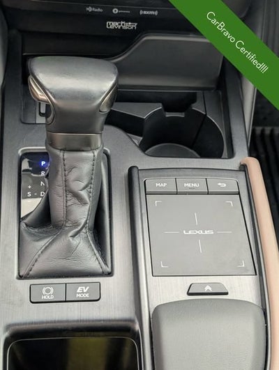 2022 Lexus ES 300h Ultra Luxury