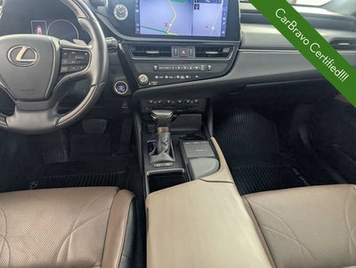 2022 Lexus ES 300h Ultra Luxury