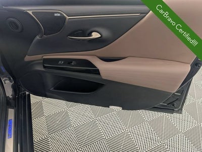 2022 Lexus ES 300h Ultra Luxury