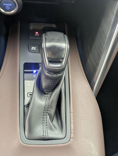 2022 Toyota Venza LE