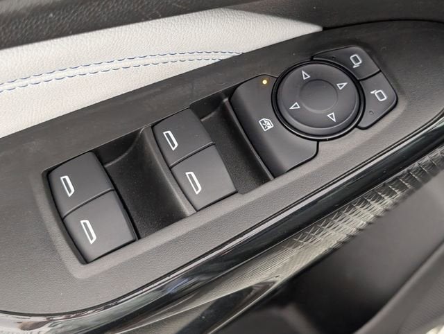 2025 Chevrolet Trax LT - Photo 12