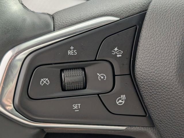 2025 Chevrolet Trax LT - Photo 15